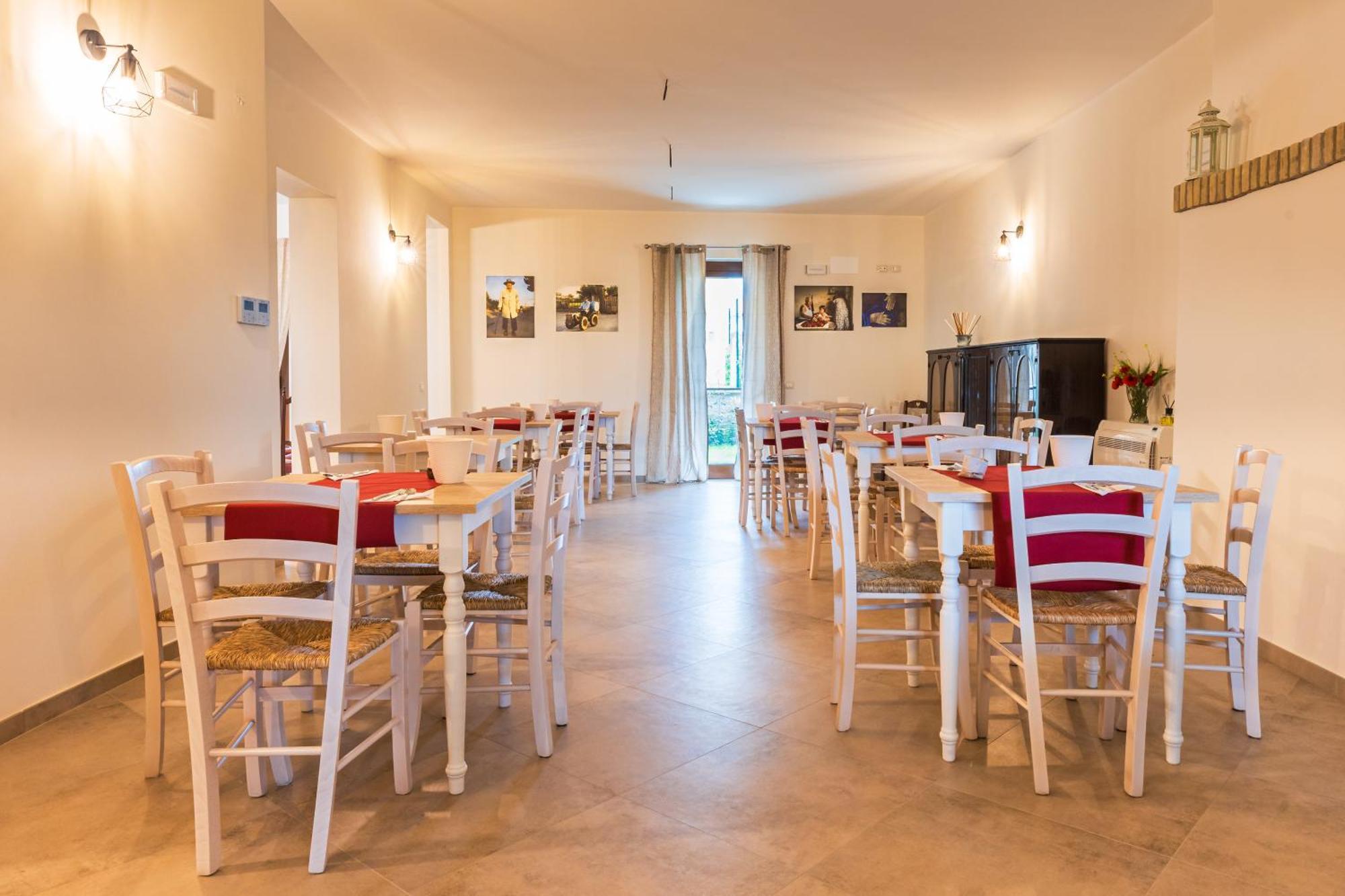 Gasthaus Casale Ferrantino Giulianova Exterior foto